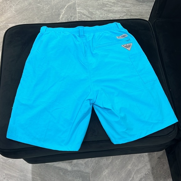 Columbia Swim trunks (Size SM) - Picture 2 of 3